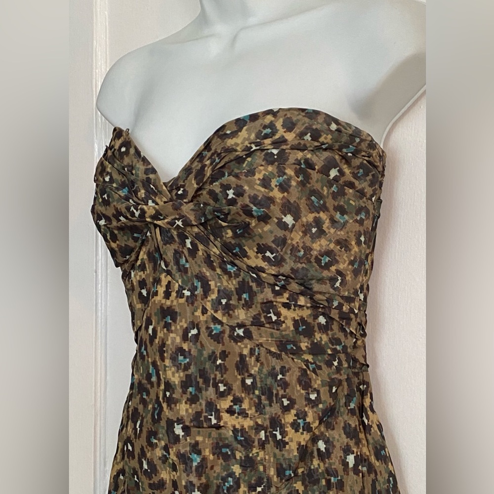 SOLD! Nicole Miller Strapless Cocktail Dress NYE Sz 8 gold abstract leopard